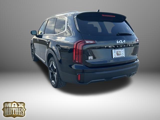 used 2024 Kia Telluride car, priced at $29,900