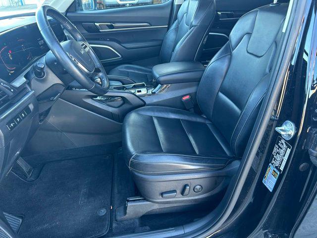 used 2024 Kia Telluride car, priced at $32,553