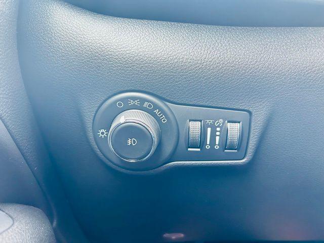 new 2026 Jeep Compass car, priced at $38,425