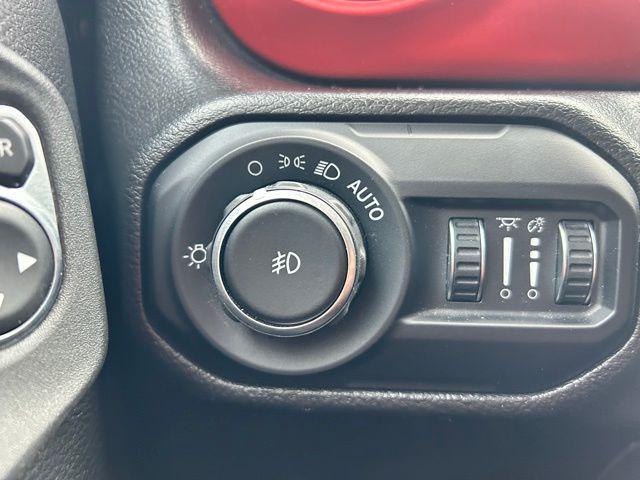 used 2022 Jeep Wrangler Unlimited car, priced at $36,951