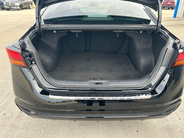 used 2022 Nissan Altima car, priced at $21,952