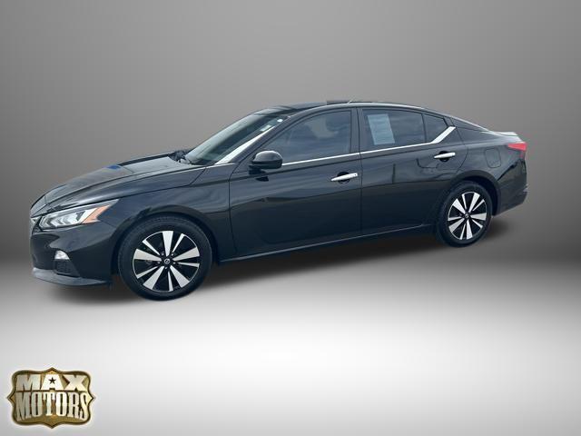 used 2022 Nissan Altima car, priced at $21,952