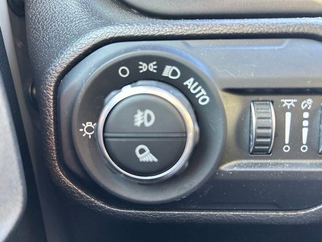 used 2022 Jeep Gladiator car, priced at $30,991