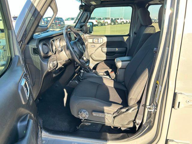 used 2022 Jeep Gladiator car, priced at $30,991