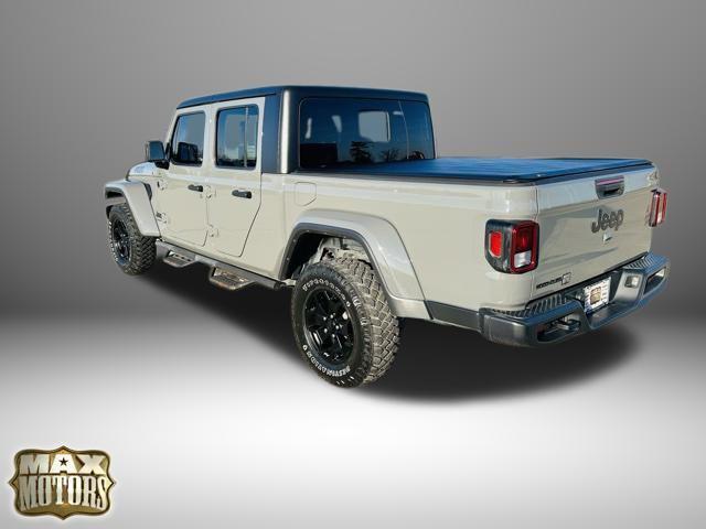 used 2022 Jeep Gladiator car, priced at $30,991