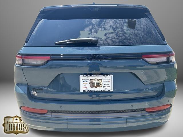 new 2026 Jeep Grand Cherokee car, priced at $48,271