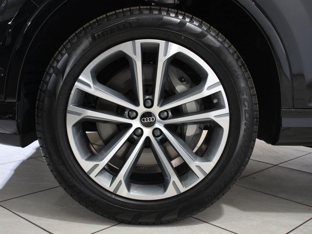 new 2026 Audi Q7 car, priced at $63,195