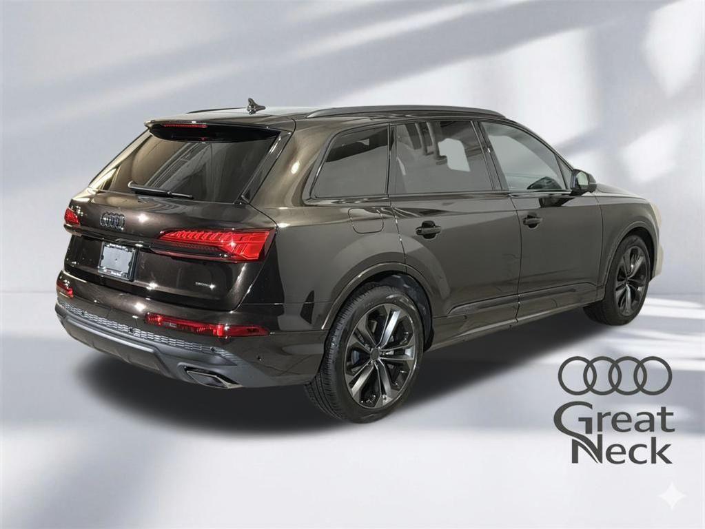 new 2026 Audi Q7 car, priced at $76,750
