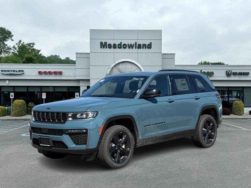 new 2026 Jeep Grand Cherokee car, priced at $49,698