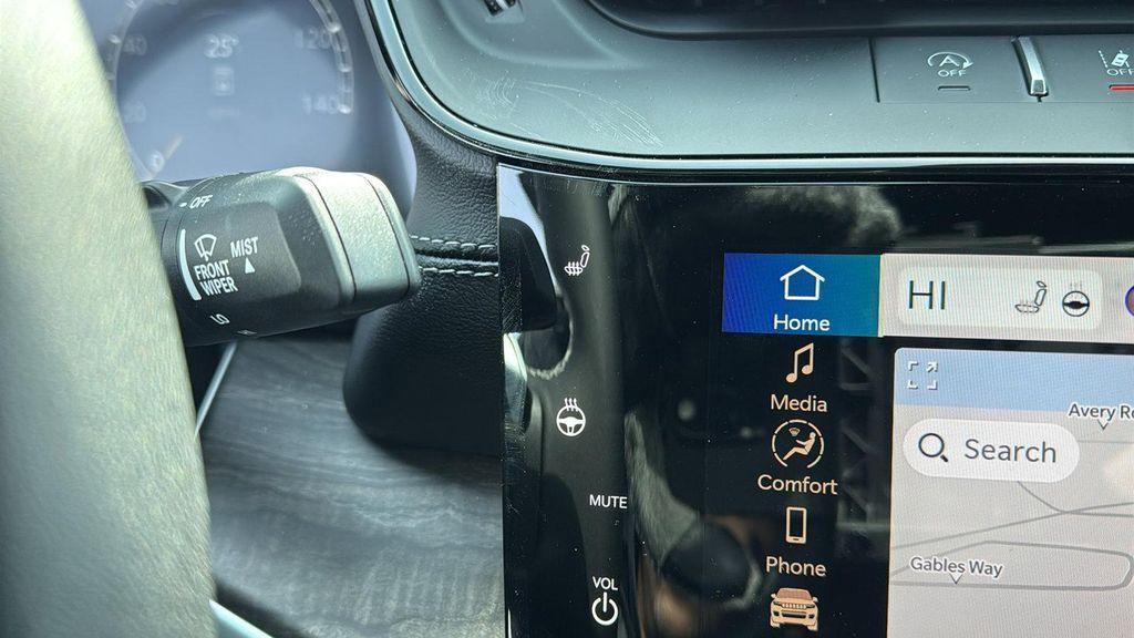 new 2026 Jeep Grand Cherokee car, priced at $49,498