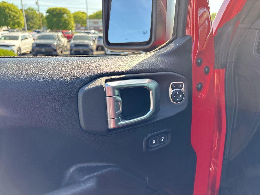 new 2026 Jeep Wrangler car, priced at $48,345