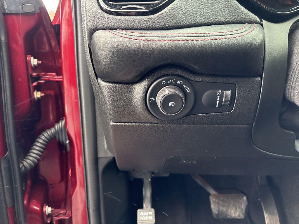 used 2021 Dodge Durango car, priced at $31,200