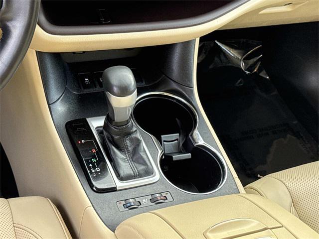 used 2018 Toyota Highlander Hybrid car, priced at $31,500