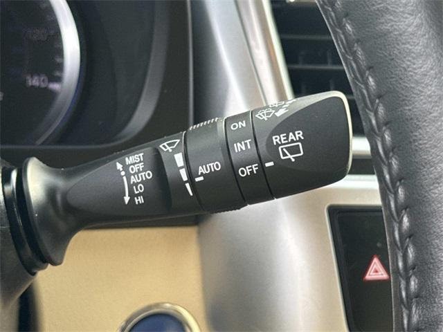 used 2018 Toyota Highlander Hybrid car, priced at $31,500