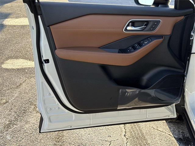 new 2026 Nissan Rogue car, priced at $37,764