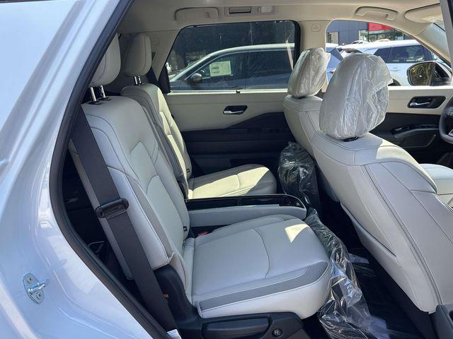 new 2026 Nissan Pathfinder car, priced at $43,822