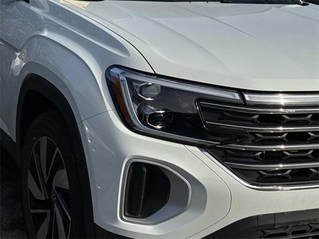 used 2024 Volkswagen Atlas car, priced at $32,988