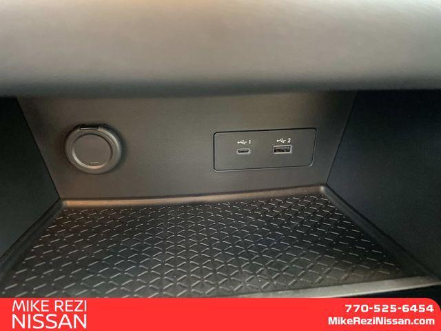 new 2025 Nissan Pathfinder car, priced at $33,927