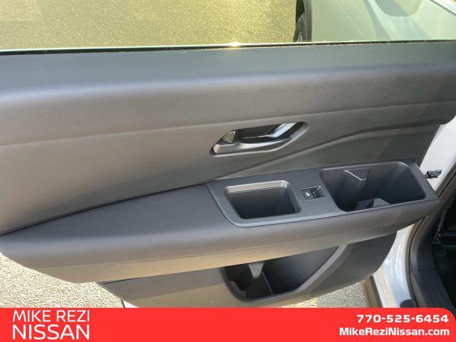 new 2025 Nissan Pathfinder car, priced at $33,927