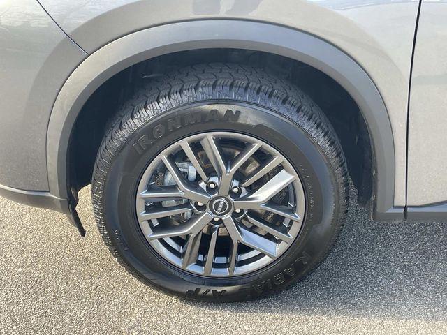 used 2024 Nissan Rogue car, priced at $19,889