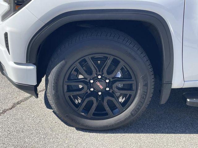 used 2022 GMC Sierra 1500 car, priced at $30,888