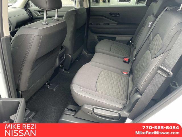 new 2025 Nissan Pathfinder car, priced at $31,822