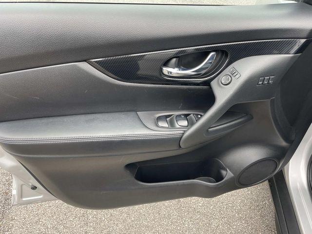 used 2018 Nissan Rogue car, priced at $10,888