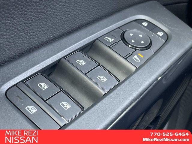 new 2025 Nissan Pathfinder car, priced at $32,051