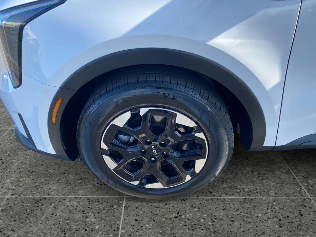used 2024 Kia Sorento car, priced at $29,250