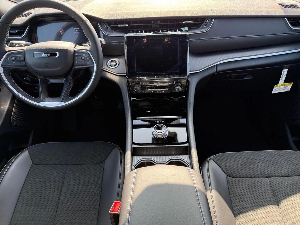 new 2025 Jeep Grand Cherokee L car, priced at $50,375