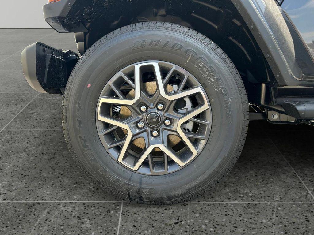 new 2025 Jeep Wrangler car, priced at $58,530