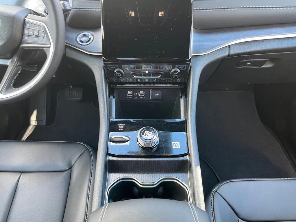 new 2025 Jeep Grand Cherokee L car, priced at $54,150