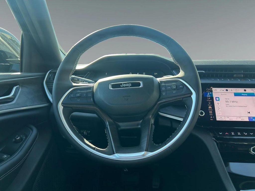 new 2026 Jeep Grand Cherokee car, priced at $46,250