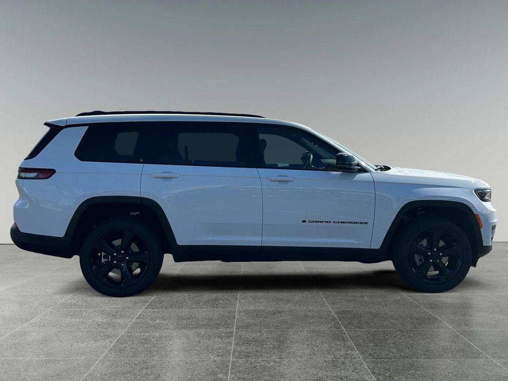 new 2025 Jeep Grand Cherokee L car, priced at $48,530