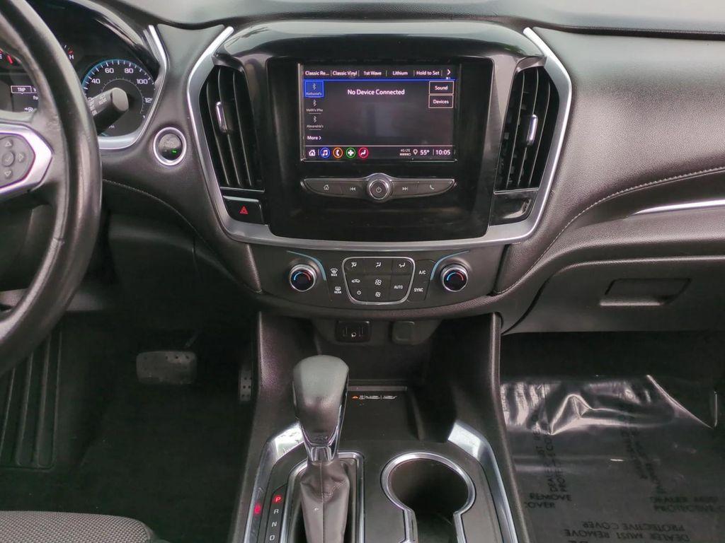 used 2022 Chevrolet Traverse car, priced at $22,300
