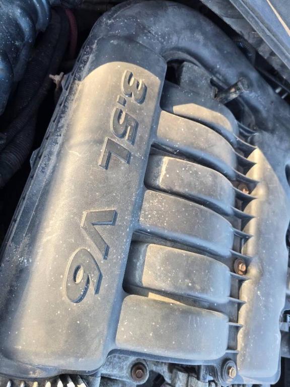 used 2006 Dodge Magnum car, priced at $3,595