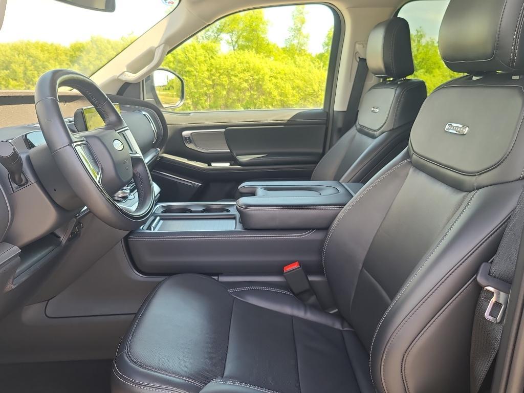 used 2025 Ford Expedition car, priced at $64,490