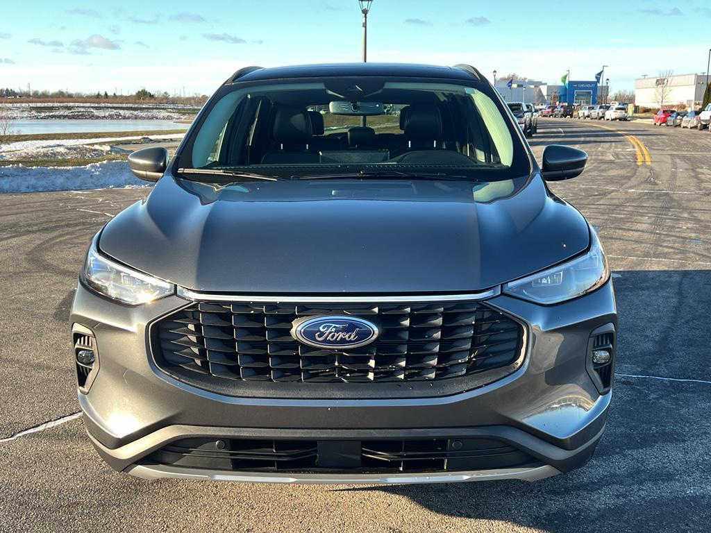 used 2025 Ford Escape car, priced at $28,990