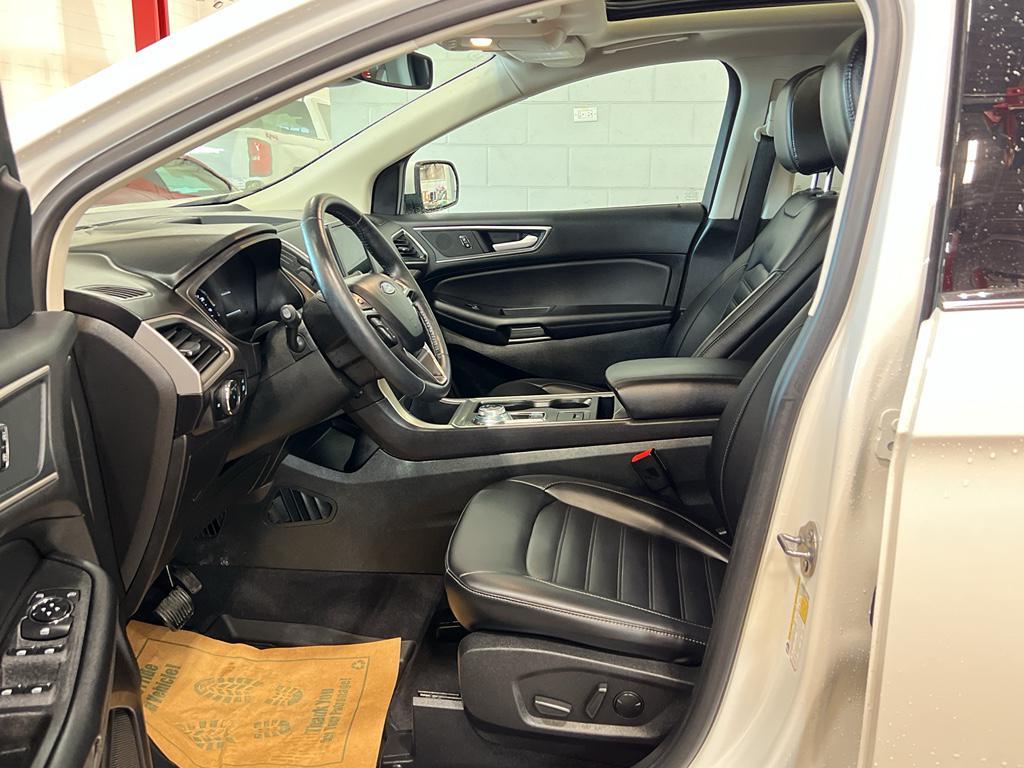 used 2024 Ford Edge car, priced at $27,490