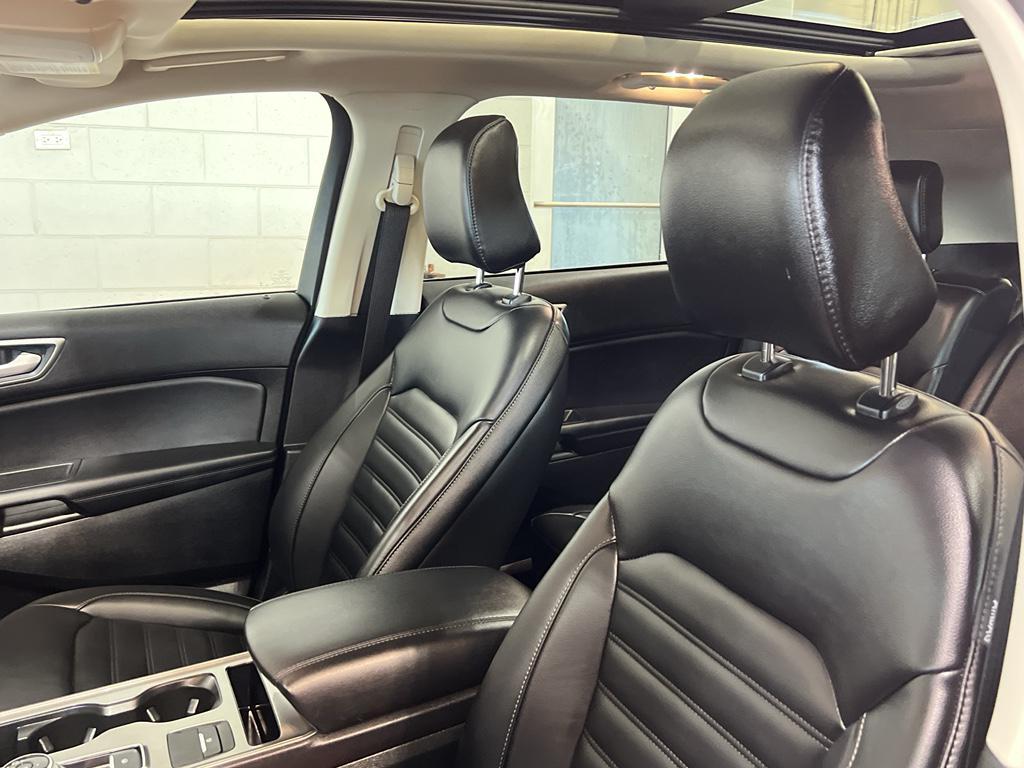 used 2024 Ford Edge car, priced at $27,490