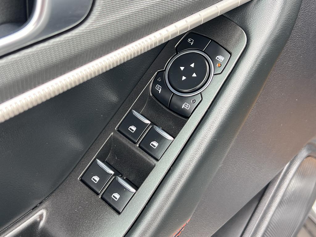 used 2025 Ford Explorer car, priced at $40,990