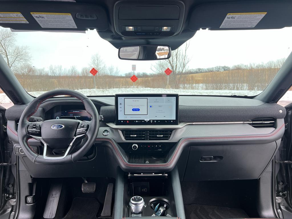 used 2025 Ford Explorer car, priced at $40,990