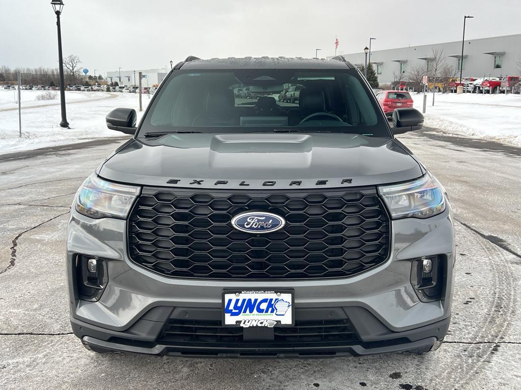 used 2025 Ford Explorer car, priced at $40,990