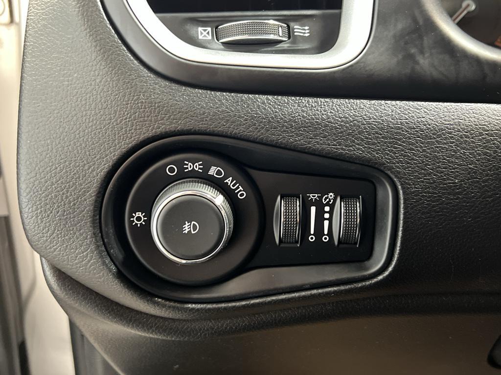 used 2020 Jeep Renegade car, priced at $14,990