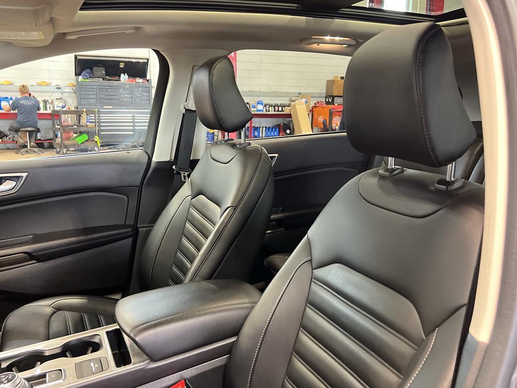 used 2024 Ford Edge car, priced at $26,990