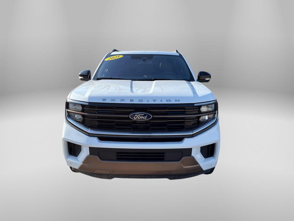 used 2025 Ford Expedition Max car, priced at $81,490