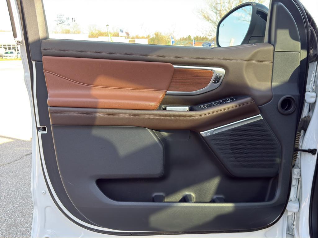 used 2025 Ford Expedition Max car, priced at $81,490