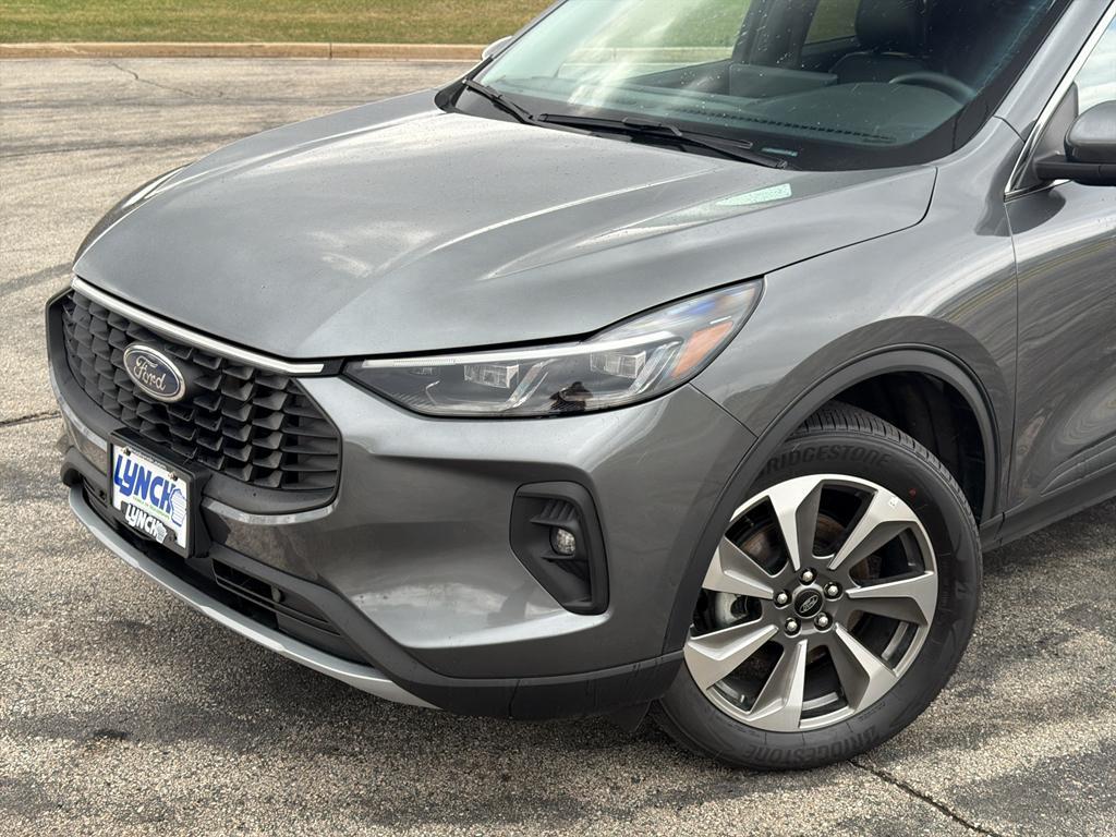 used 2025 Ford Escape car, priced at $27,790