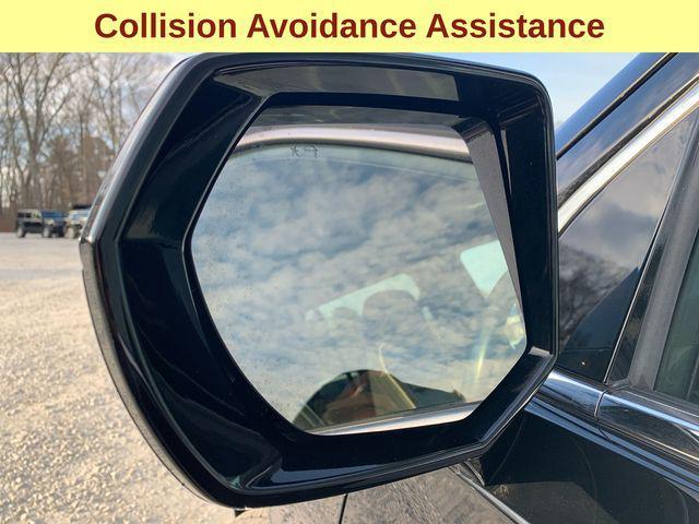 used 2023 GMC Yukon car, priced at $48,977