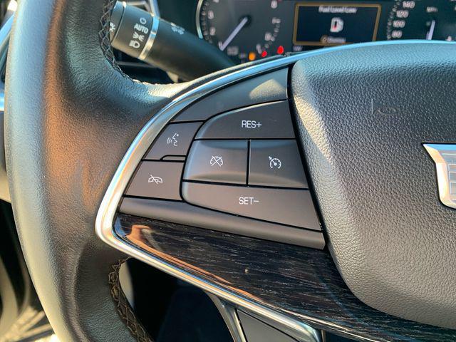 used 2022 Cadillac XT5 car, priced at $30,347